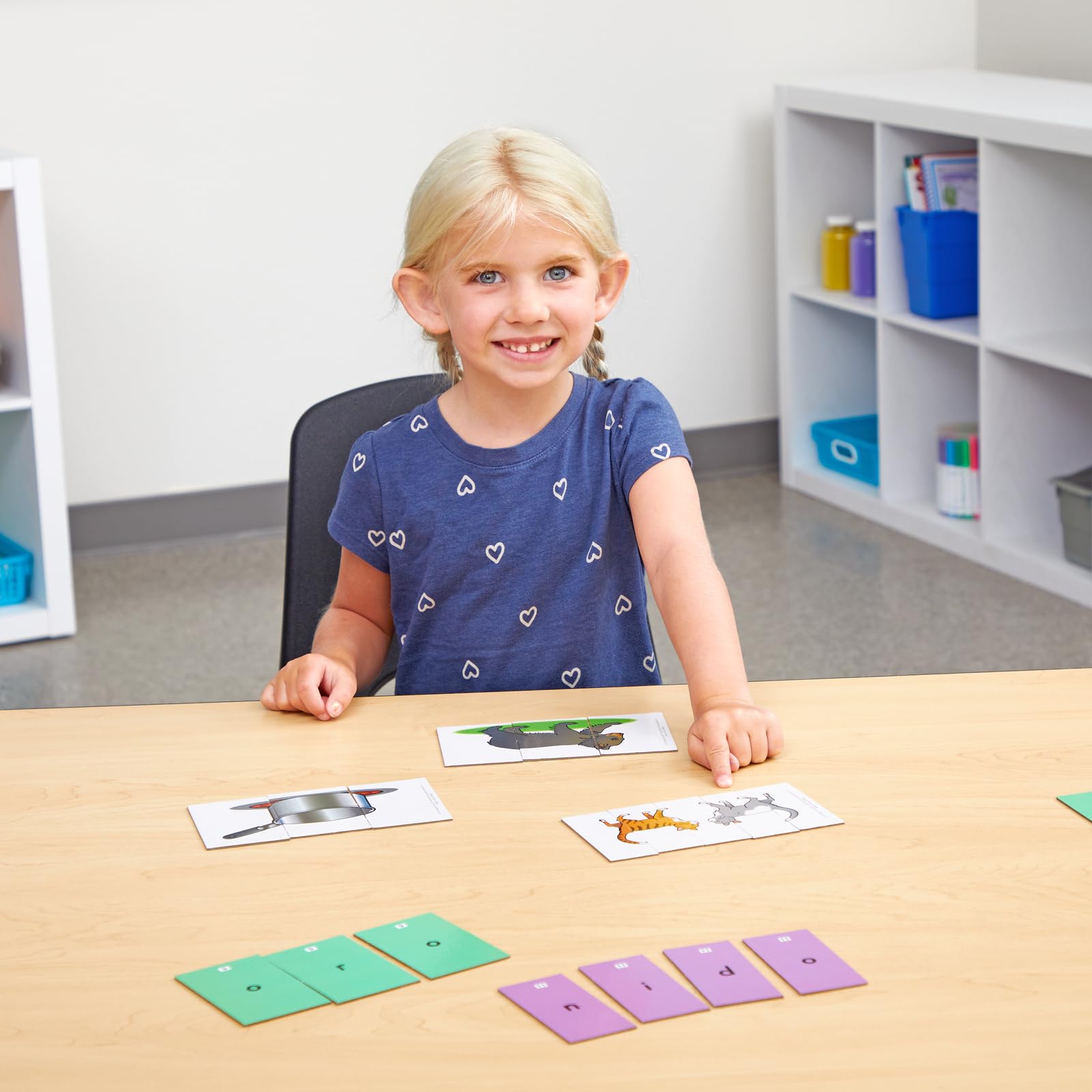 Really Good Stuff Centro de Aprendizaje: Rompecabezas de Fonemas (Spanish Phoneme Puzzles) - 1 Literacy Center - Image 4